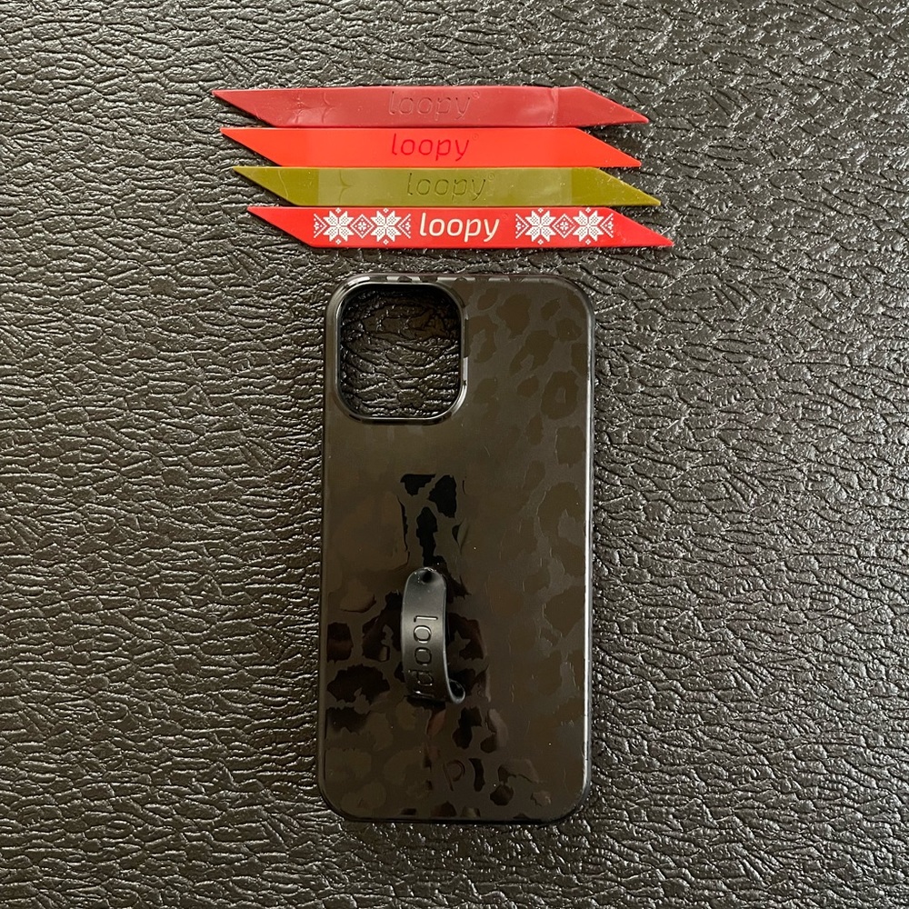 iPhone 12 Pro Max midnight leopard loopy case + 4 extra loops